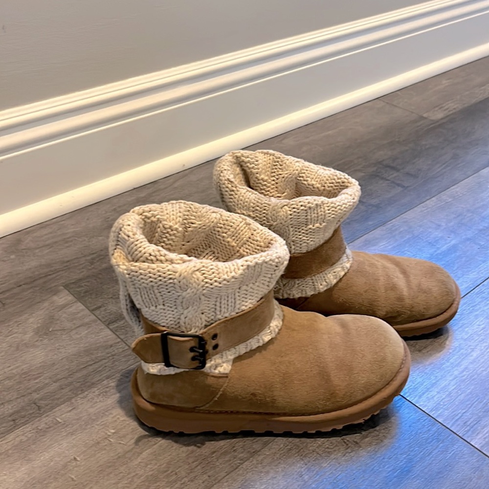 UGG mini cuffed crochet boots